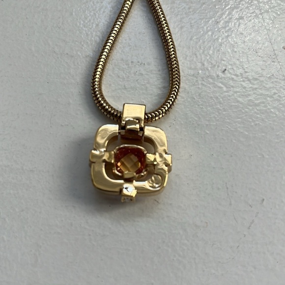 VTG St. John topaz charm gold necklace - Picture 3 of 3